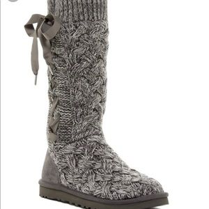 UGGS